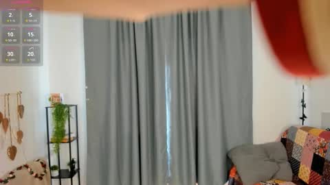 sableflux online show from March 17, 5:34 am