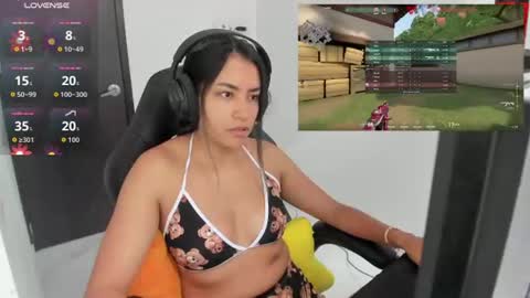 Angie  online show from June 22, 8:05 pm