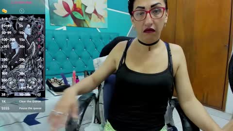 SABRINA online show from November 18, 1:14 pm