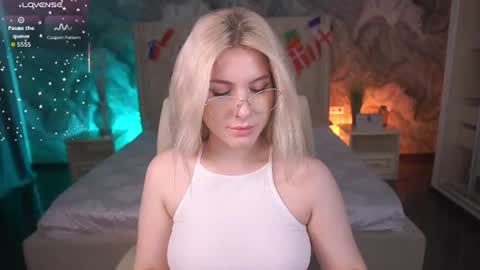 Sabrina online show from July 7, 6:15 am