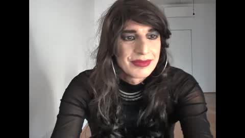 Snapshot of sabry_98 chatting on December 2, 12:35 pm Sabrina online show from December 2, 12:35 pm