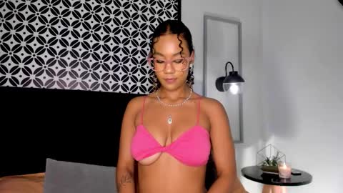 Sophie online show from October 15, 5:22 am