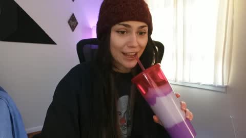 Sadie Renee  online show from December 5, 8:38 pm