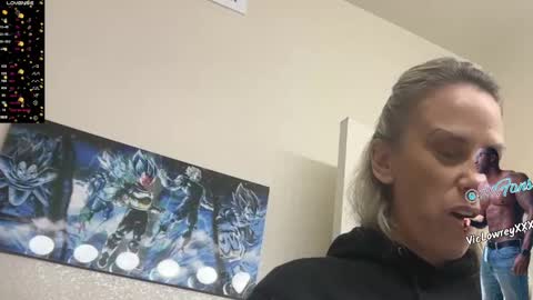 Snapshot of sadierw chatting on December 28, 10:34 pm SadieRW online show from December 28, 10:34 pm