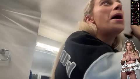 Snapshot of sadierw chatting on March 5, 2:46 am SadieRW online show from March 5, 2:46 am