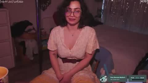 Safa online show from April 2, 7:43 pm