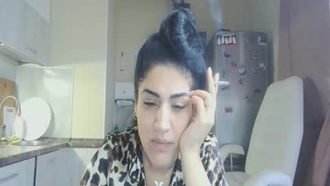 Queen online show from November 10, 10:40 am