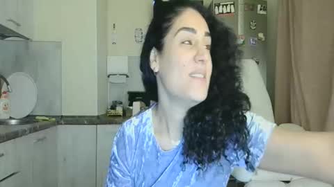 Queen online show from November 29, 2:58 pm