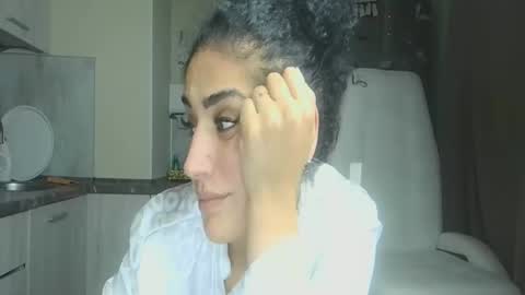 Queen online show from October 28, 6:42 pm