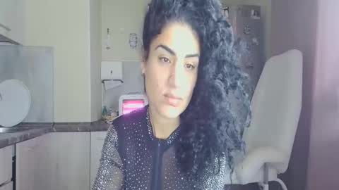 Queen online show from November 16, 12:18 pm