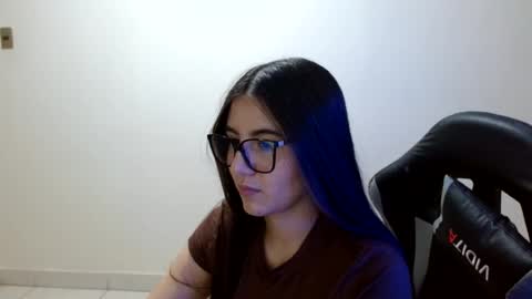 Sahaliefox  online show from July 18, 12:45 am