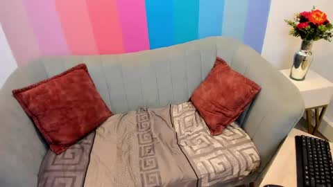 sahamaran_desiri online show from April 15, 8:53 pm