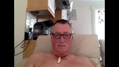 sail_naked online show from April 26, 2:36 pm