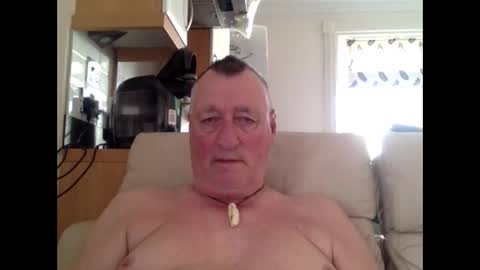 sail_naked online show from December 21, 9:27 am