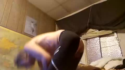 sailboatjbraun online show from October 29, 4:36 am