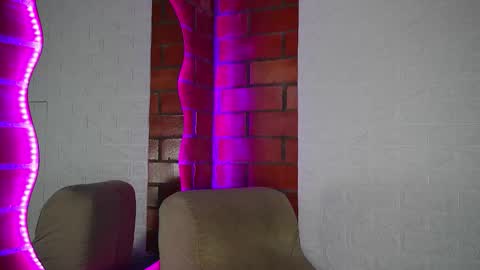 sainix_ online show from October 31, 5:41 am