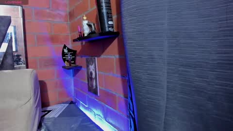 sainix_ online show from January 16, 3:23 am