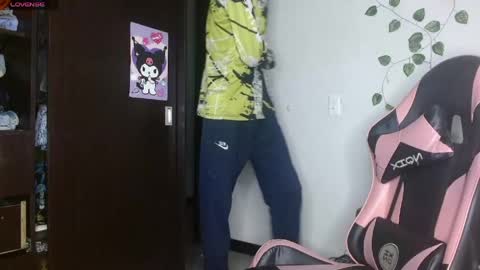 saint boy online show from April 28, 11:42 pm