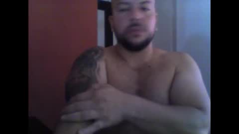 saitamahero1990 online show from October 25, 1:44 pm