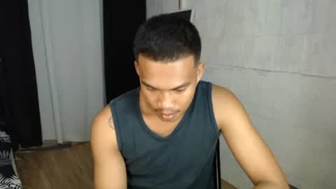 Taylor online show from October 12, 4:32 pm