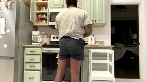 Cum Hanks online show from March 18, 1:50 pm