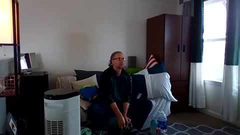 salis1981 online show from March 6, 6:16 pm