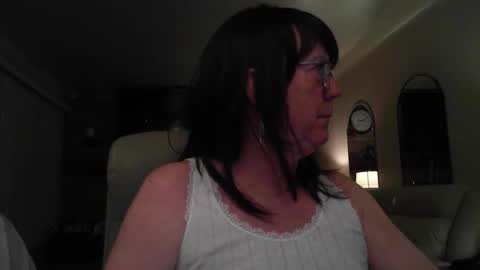 sally______ online show from May 25, 1:44 am
