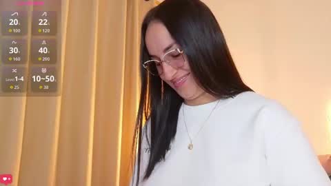Silvia  online show from July 18, 1:57 pm