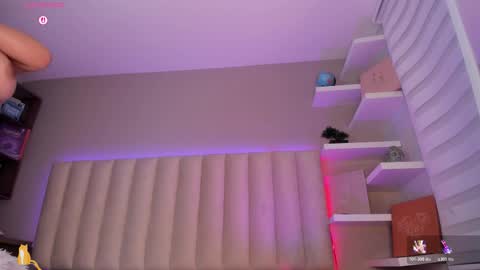  Sally White  online show from November 4, 3:19 am