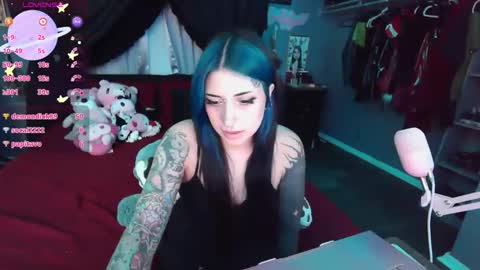 sallylynnxx online show from May 12, 4:10 am