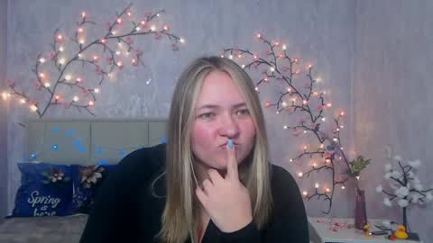 Sally online show from April 29, 6:13 pm
