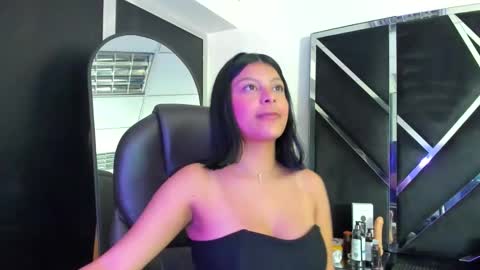 Snapshot of salmaportman_ chatting on October 20, 4:06 am salmaportman_ online show from October 20, 4:06 am
