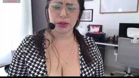 Salome online show from January 7, 9:20 pm