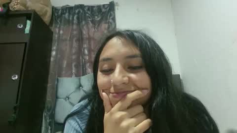 salome_parra21 online show from November 4, 9:49 pm