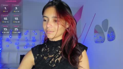 Snapshot of salome_rouse chatting on October 8, 11:43 pm Salome Rose online show from October 8, 11:43 pm