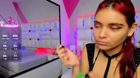 Snapshot of salome_rouse chatting on February 28, 8:39 pm Salome Rose online show from February 28, 8:39 pm