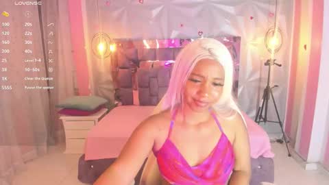 saloome_collins online show from November 8, 5:21 am