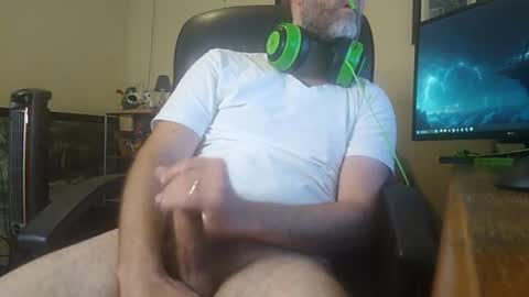 salrelative2u4uwithu88 online show from August 5, 4:20 am