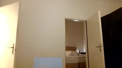 salsapaulus online show from December 20, 1:58 am