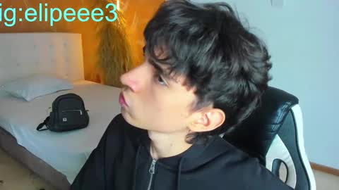 salvatore  online show from March 5, 9:02 pm