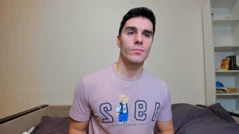 Snapshot of sam_huston18 chatting on January 12, 2:14 am BACK IN 2 WEEKS online show from January 12, 2:14 am