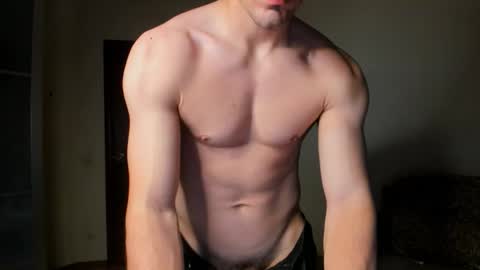 Snapshot of sam_huston18 chatting on September 29, 8:19 pm BACK IN 2 WEEKS online show from September 29, 8:19 pm