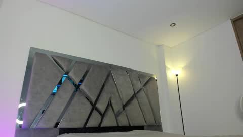 samaay_ online show from March 2, 3:11 am