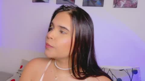 samannthaa_1 online show from November 30, 2:29 am