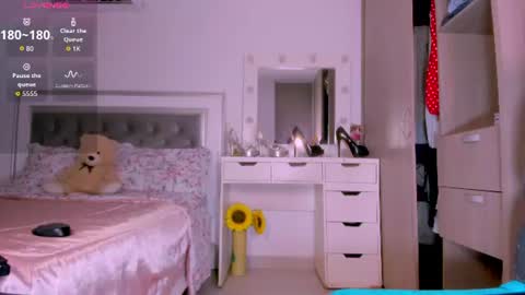 carolina online show from June 19, 1:33 am