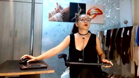 samanta online show from July 24, 11:29 am