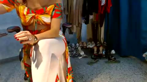 samanta online show from July 7, 11:25 am