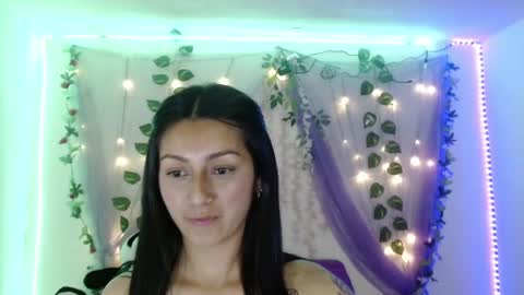 samanta HELLO HONEY IM BACK online show from December 11, 1:05 am