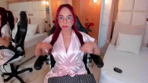 samantha   online show from December 20, 4:30 am