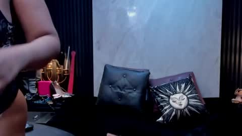 Samanta online show from June 20, 9:32 pm